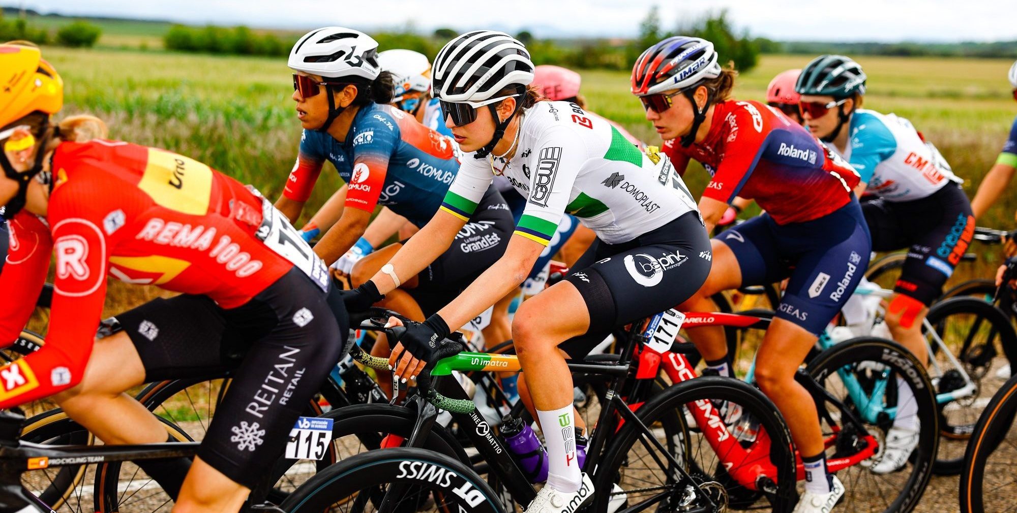 Vrouwenploeg van Movistar legt Braziliaanse voor twee seizoenen vast