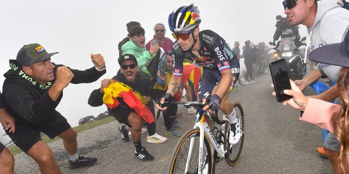 Primož Roglič over dure fietswissel: “Heeft me meer gekost dan opgeleverd”