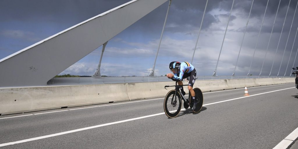 EK 2024: Alec Segaert wint voor derde keer tijdritgoud bij beloften