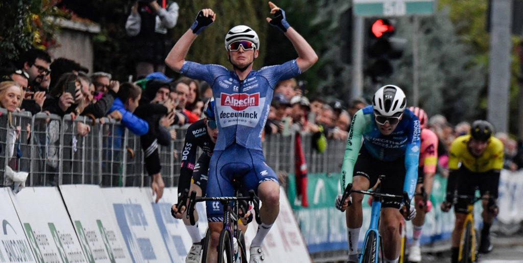 Voor Stan Van Tricht komt eerste profzege op een goed moment: “Een moeilijk seizoen”