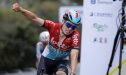 Lennert Van Eetvelt klimt naar dubbelslag op loeisteile slotklim in rit vijf Tour of Guangxi