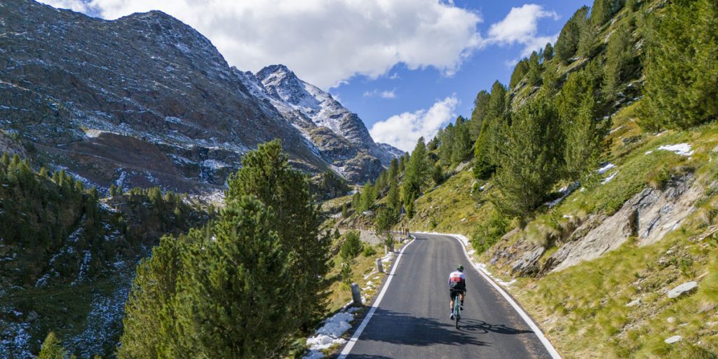 Ontdek Bormio, de ideale uitvalsbasis voor het bedwingen van mythische Giro-cols