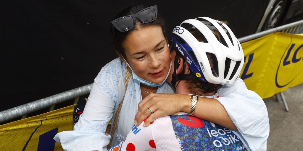 Vrouw van Vingegaard weet hoe Pogacar te verslaan is in komende Tour