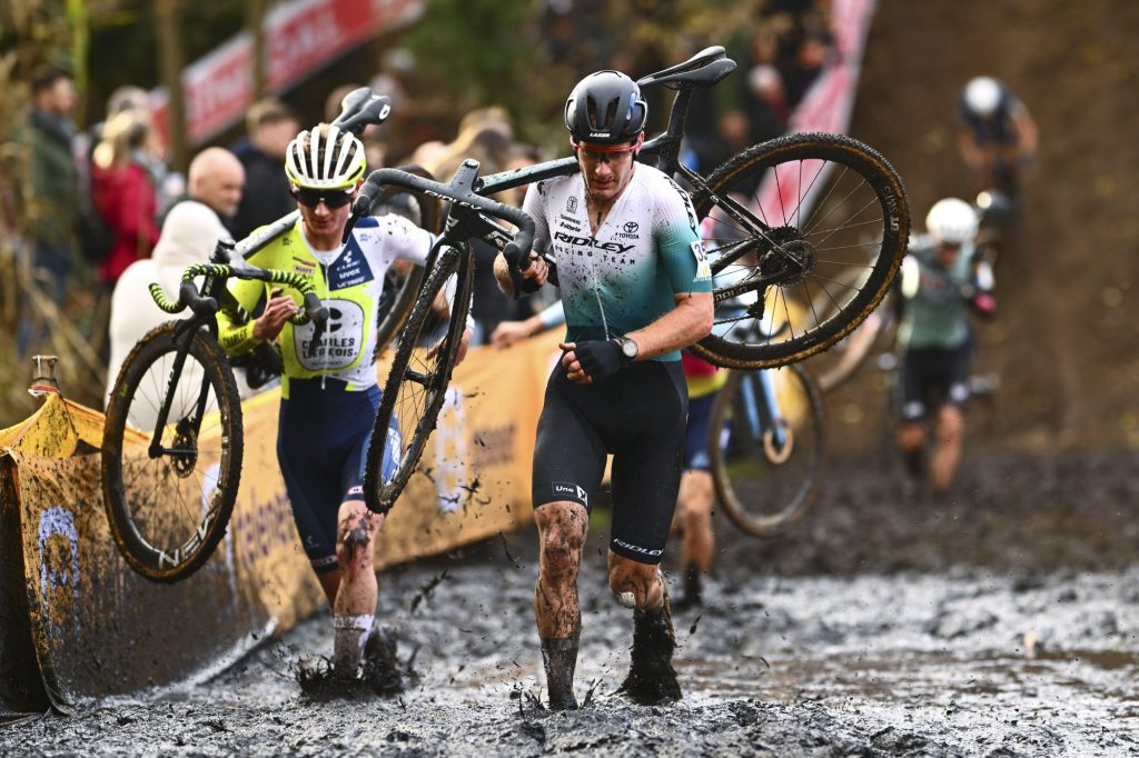 Daan Soete volgt Tim Merlier op als Belgisch kampioen beachrace