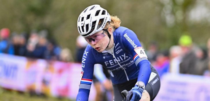 Ontevreden Lucinda Brand klopte tevreden Puck Pieterse in Gavere