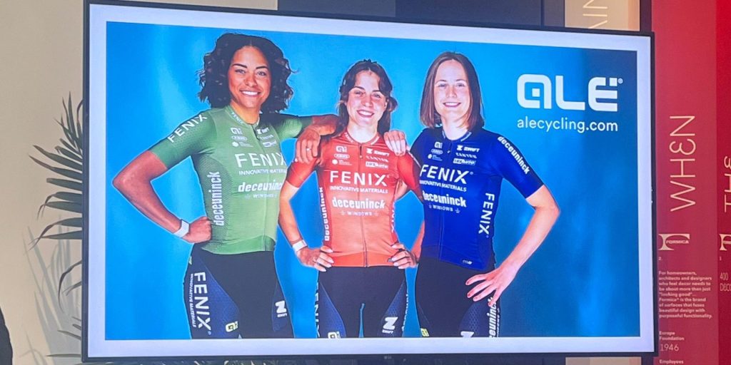 Fenix-Deceuninck brengt met nieuwe kledingsponsor liefst drie nieuwe tenues uit