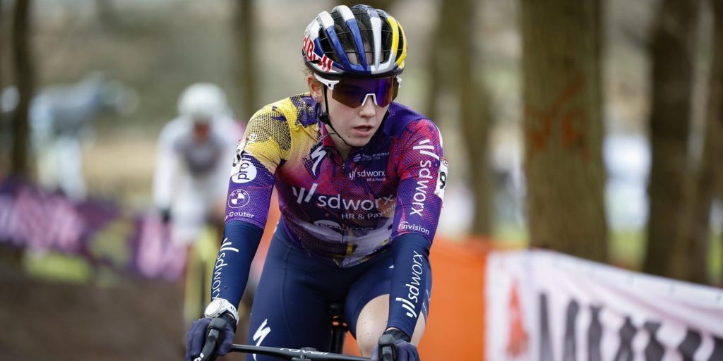 Kata Blanka Vas ziet zichzelf niet als favoriet voor WK veldrijden in Liévin