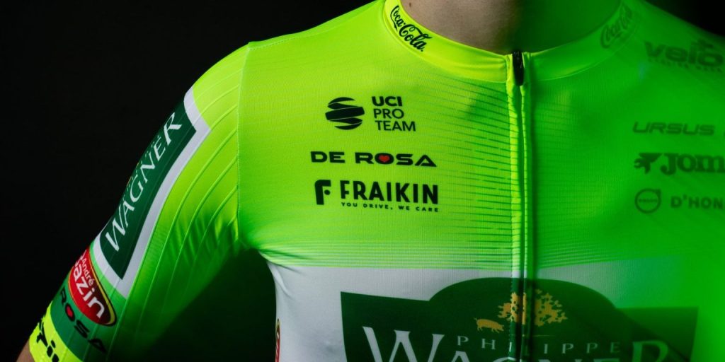 Nieuw opvallend shirt voor fusieploeg Wagner Bazin WB