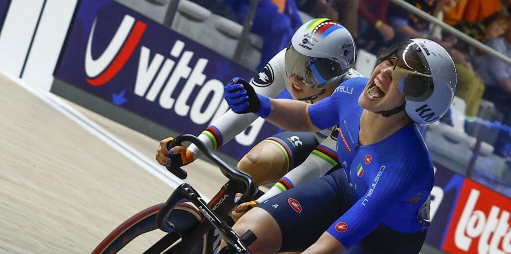 Martina Fidanza verrast Lorena Wiebes: Italiaanse knalt naar Europese titel op de scratch