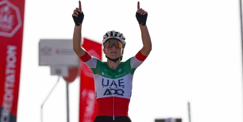 Elisa Longo Borghini temt Jebel Hafeet en grijpt de leiding in UAE Tour