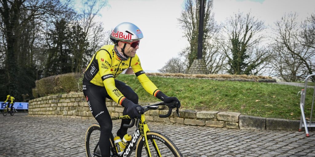 Wout van Aert en Visma | Lease a Bike-ploegmaats verkennen de Omloop met... tijdrithelm