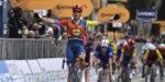 Jonathan Milan rondt gedroomde lead-out af in Tirreno-Adriatico, Maikel Zijlaard knap tweede