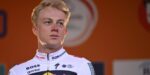 Jury deelt (onterechte?) gele kaart uit aan Maxim Van Gils na overtreding in Milaan-San Remo