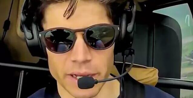 Een man van vele talenten? Wout van Aert is voor even helikopterpiloot