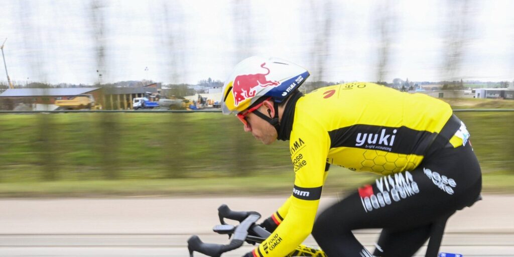 Wout van Aert baalt na elfde plek in Omloop Het Nieuwsblad: “Helemaal niet lekker in de koers”