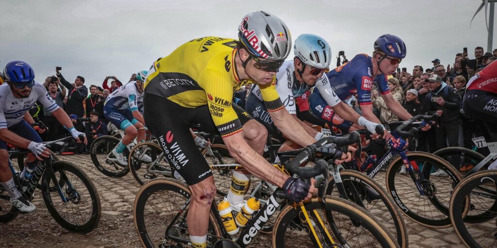 Wuyts trekt ‘harde conclusie’ over Van Aert: “Je kunt in deze fase niet meer spreken van de grote drie”