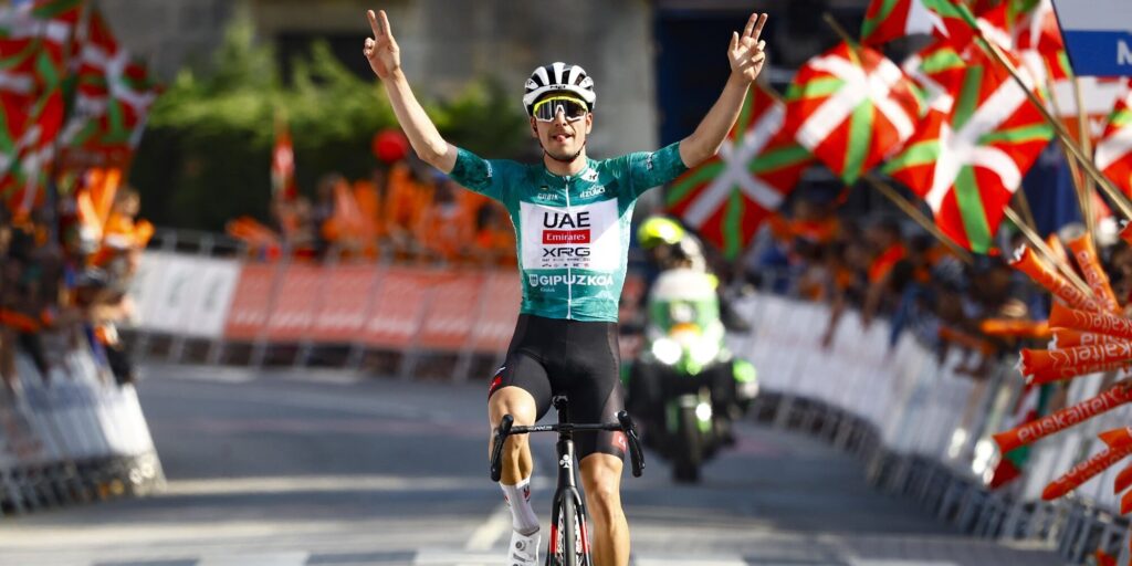 João Almeida maakt indruk op loeisteile klim en slaat zo dubbelslag in Ronde van het Baskenland